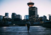 ‘A World Away’ es el nuevo y esperado álbum de Ekali Ekali a world away