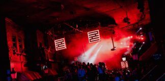 Florida 135 demuestra que sigue siendo un destino de culto musical por este tipo de noches