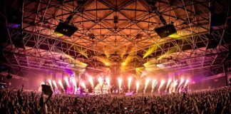 Estuvimos en el show de Martin Garrix del pasado ADE Martin Garrix all ages