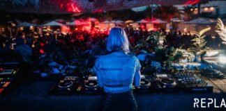 Replay regresa a Fabrik para despedir el verano