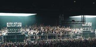 Klangkuenstler destrozó Madrid con un icónico All night Long en Ifema