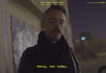 Berghain Trainer, ¿conseguirás entrar? Berghain Simulator Trainer