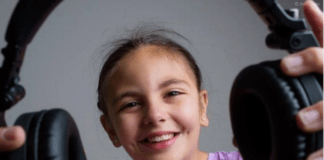 Una DJ de 12 años debuta en la edición chilena de Dreambeach DJ CATA