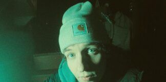 Villager presenta su deslumbrante debut ‘Frontier’ villager frontier