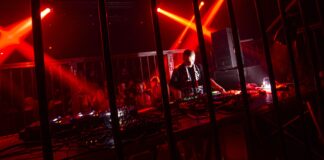 Ritmo y melodías en ‘La ciudad de los muchachos’, el primer álbum de R-010