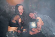 Delaporte amplía su universo electrónico con ‘Déjate Caer’