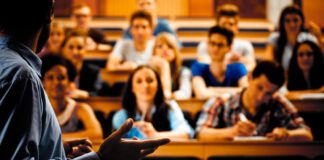 Carreras, másteres y cursos para lanzarte en la industria musical Máster Industria Musical