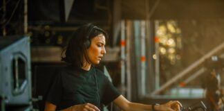 Amelie Lens incluye a FJAAK en ‘Higher’, su último EP en Lenske Amelie Lens Higher