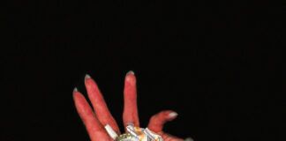 Hyperdub presenta el sublime debut de aya ‘im hole’ aya im hole