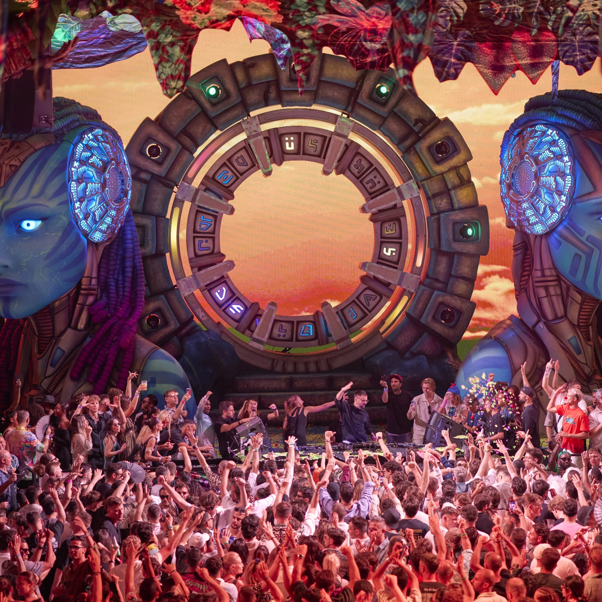 Featured image for ‘elrow Ibiza’