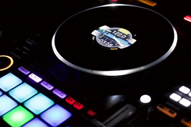 ¿Cuáles son los mejores controladores DJ de 2021?