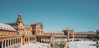 REBELS e Icónica vuelven a unir fuerzas: Andrés Campo, Marco Faraone y Rafa Barrios estarán en la Plaza de España de Sevilla este 20 de junio