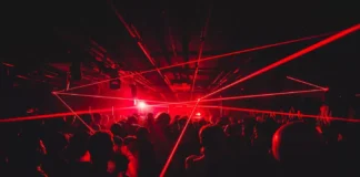 Daria Kolosova arrasa con su All Night Long en Laster