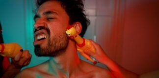 LAB-909, orgías y mucho talento en su nuevo single