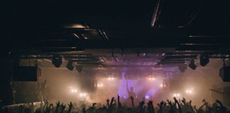 VTSS encabezó una velada vibrante junto a Wolters y Alba Franch en Mondo Disko