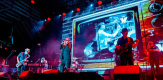 Madness convierte la Plaza de España en su teatro particular madness iconica santalucia sevilla fest