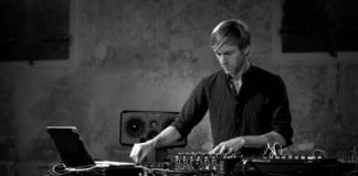 Conociendo a Richie Hawtin Conociendo a Richie Hawtin: Plastikman, M_NUS