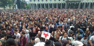 Georgia se manifiesta por su derecho a la música electrónica