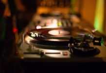 Top 10 DJs que marcaron época en España TOP 10 DJs que marcaron época en España